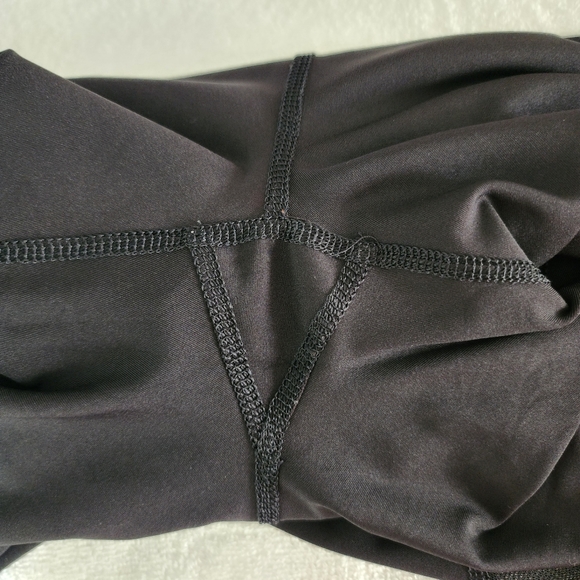 🍒EUC ONLY PLAY Performance Training High Waist Leggings - Picture 14 of 16